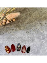 ネイル バズ(NAIL BUZZ)/初回ソフトジェルオフ込11000円