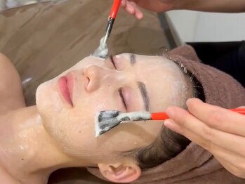 ホワイトアクア つくば店(WHITE AQUA)の写真/【つくば駅から車で10分】韓国で話題！<第4世代ララピール/ハーブピーリング>でワントーン明るい美肌へ♪