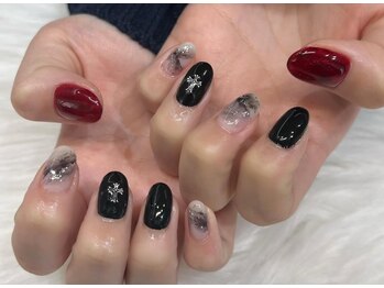 ネイルアンドアイラッシュスタジオ シュシュ(chouchou)/黒×赤かっこいいネイル