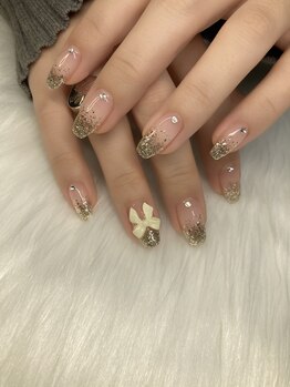 サフィールネイルサフィールネイル(Saphir nail)/ラメグラデーション