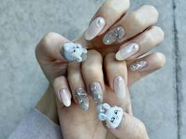 キャラクター　キラキラネイル