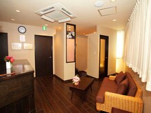 プレステージ 横須賀中央店/◇待合スペース