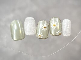 シンプルフラワーネイル