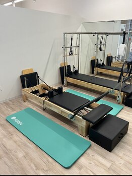 リバイブウーマン(Revive Woman)/マシンピラティス4回券