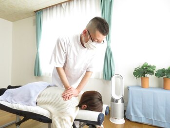 整体院 アクバル(Akbar)