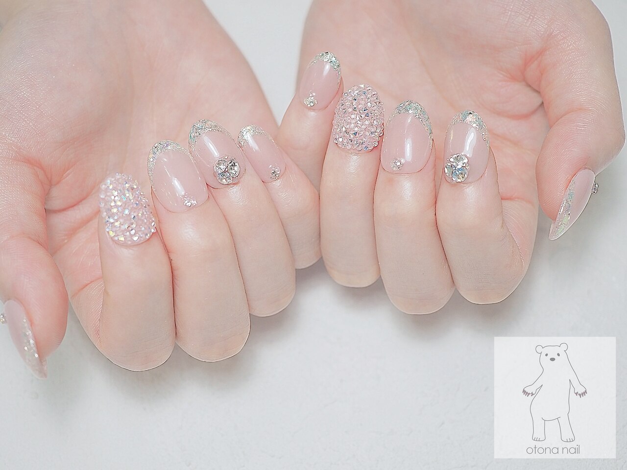 ガラスフレンチピクシーネイル：PG005260783｜オトナネイル(otona nail