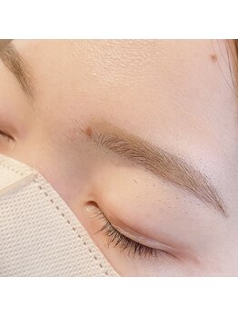 インブロウ(in Brow)/