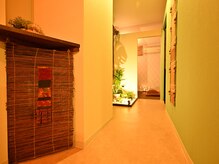 プアン/施術ルームまで