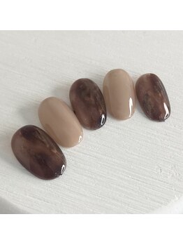 リリーネイル(Lilly nail)/ブラウンネイル