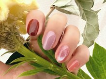 スタンダード アイネイル/塗分けマグネットネイル￥8800