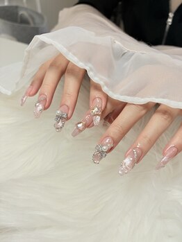 ワイワイディーエス(YYDS)/