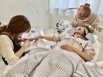 アミーナ 彦根(Amina.)/同時施術が可能です