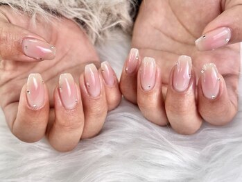 ミッドポイント(mid point)/チークネイル