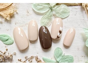 ネイル アンド アイラッシュ シーズ(See's)/¥6200円デザイン1