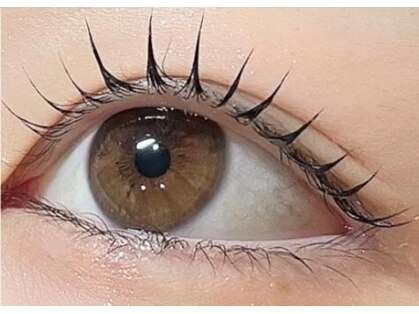 グランドール リュクス アイプラス(Grandoll Luxe eye+)の写真