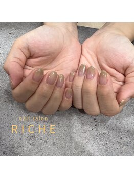 リッシュ(RICHE)/ヌーディベージュのカラーグラ