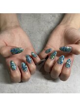 レジアント(Rediant)/きらきらネイル