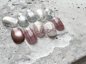 テテ 阿倍野店(tete)の写真/【ニュアンスデザインコース(オフ込)¥6300】お洒落&みんなの目を引く貴女だけのデザインに!サンプルも豊富!