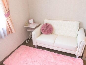 サロンド ピーチ(SALOND PEACH)の写真/【痛みを最低限に!!初心者にもおすすめ】完全個室サロンで周りの目を気にせずデリケートゾーンのお手入れ♪