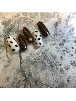 グラマラス アンジェアイ 荻窪店(glamourous ange eye)/ダルメシアンネイル