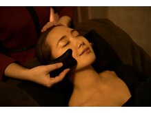 130°の癒し 長岡北店/温かいかっさでフェイシャル