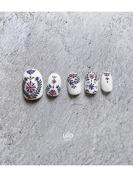 ウロネイルズ(ulo nails)/てがきぷくぷく刺繍のアート