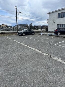癒音(ユオン)/駐車場