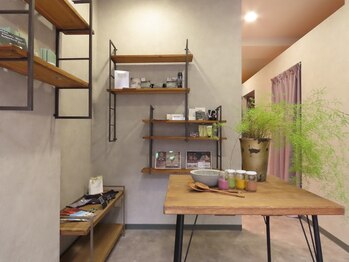 アンフェム(Anfem)/店内