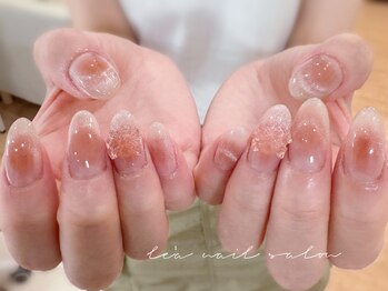 レア(Le'a)の写真/トレンド感あるネイルで可愛い！と言われる自慢の指先に♪落ち着いた可愛いを作れる大人可愛いデザインも◎