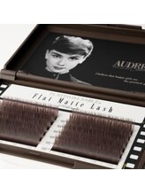 アシュー(ASHUE)/最先端フラットマットラッシュ