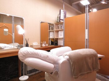 シンラ アイラッシュ(sinra eyelash)/【店内】施術スペース