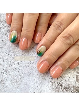 やちむんネイル