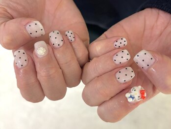 サンジュウヨン(34)/ドットネイル パラジェル