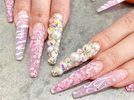 ★ちゅるんピンクロングネイル★