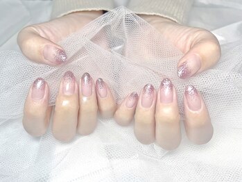 ヤシネイル(Yashi Nail)/ピンクラメグラデーション