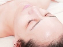 ユーアイドット(You I.)の雰囲気（梅雨の化粧崩れが気にならない毛穴レスのノーファンデを獲得◎）