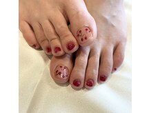 フットネイル☆足元から気分が上がり女子力アップ！！