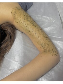 ナチュールムーン(Nature moon.)/二の腕　ハーブピーリング