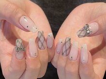 アイラ ネイル アンド ビューティー スパ(AILA NAIL & BEAUTY SPA)の雰囲気（アートやり放題＋パーツつけ放題♪）