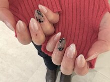 サンジュウヨン(34)/ワンポイントネイル　パラジェル