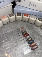 トゥルーラネイル バイ クロエ(TRUE LA NAIL.by Chloe)/新色フラッシュマグネット☆