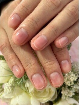 ニーナ(nina)の写真/【自爪育成¥3000～】爪に優しいネイルをしたい方必見！自爪を労わったこだわりケア◎