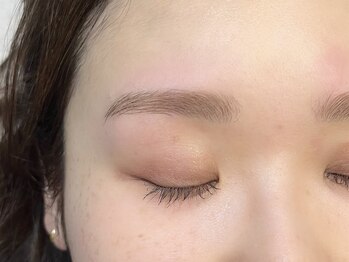 ビヨウジョ シスコ(biyoujyo CISCO)/ハリウッドブロウリフト