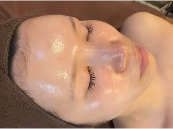 ベルシア(Belxia)の写真/【陶肌トリートメント】肌ダメージ・乾燥を徹底ケア！年齢に負けない内側から弾むようなハリツヤ美肌に♪