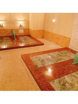 アシークの写真/地域でも数少ない本格岩盤浴でしっかり芯から温まりデトックス！滝汗で老廃物の排出を促進◎