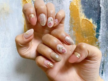 モグネイル(Mogunail)/アンティークフラワーネイル