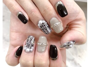 ドナ シェリダ(Dona Cherida)/ツイードネイル