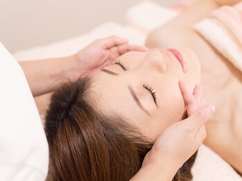 スーリール(SOURIRE)/4種のマシンでフェイシャルケア