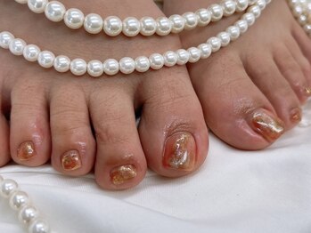 ハニービービー(Honey Bee Bee)/大人フットニュアンスネイル