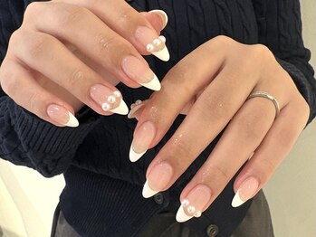 サンジュウヨン(34)/フレンチネイル パラジェル